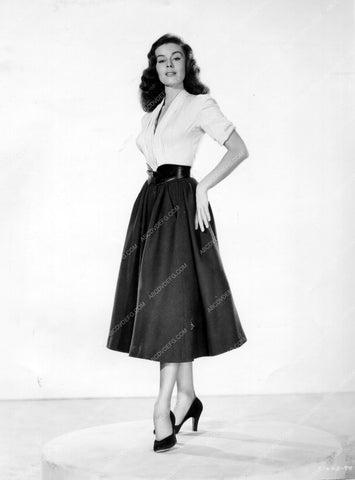 Elaine Stewart wardrobe pic 8b20-12017