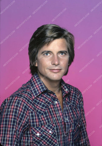 heartthrob Dirk Benedict portrait 8b20-12107