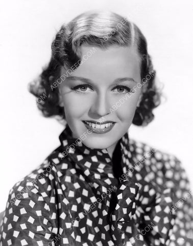 Margaret Sullavan cool fashion portrait 8b20-12317