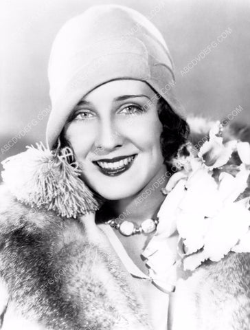 beautiful Norma Shearer in her new fashion 8b20-12433