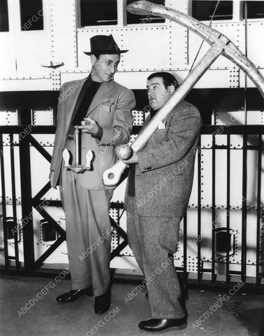 Bud Abbott Lou Costello w giant anchor film In the Navy 8b20-12459