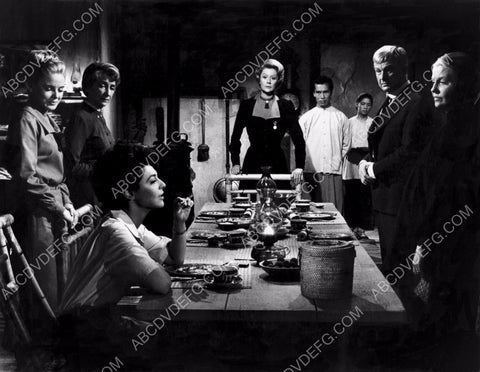 Margaret Leighton Sue Lyon Anne Bancroft Eddie Albert film 7 Women 8b20-12516