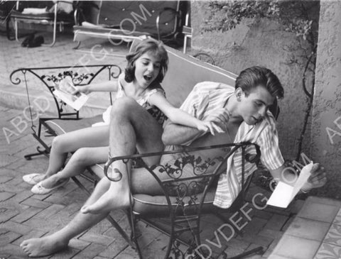 candid Fabian and wife maybe clowning around at home 8b20-12696