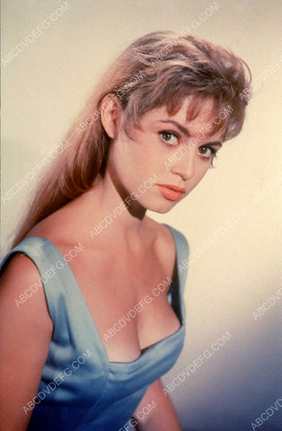 lovely Brigitte Bardot portrait 8b20-12766