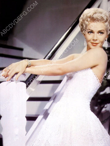 Lana Turner in white portrait 8b20-1279