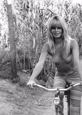 athletic Brigitte Bardot goes for a bicycle ride 8b20-12830