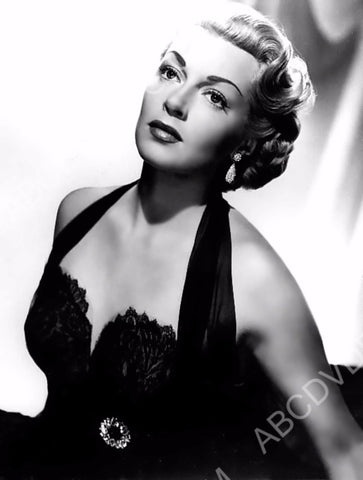 Lana Turner portrait 8b20-1283
