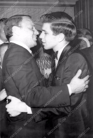Frank Sinatra Sr. & Jr. 8b20-12944