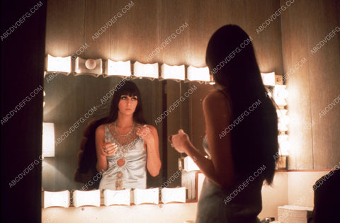 Cher getting ready at her makeup table 8b20-12986