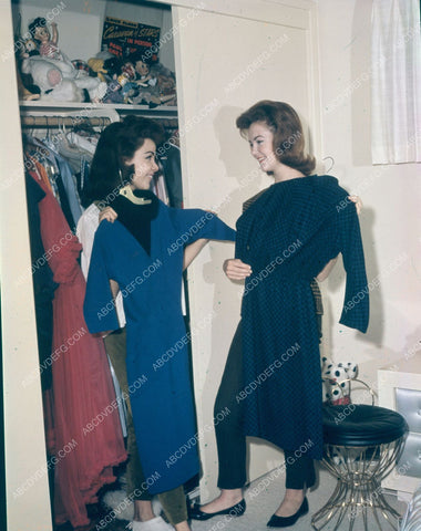 candid Annette Funicello and friend pick todays garments 8b20-13016