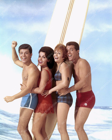 Frankie Avalon Annette Funicello and the gang film Bikini Beach 8b20-13060