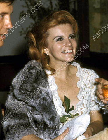 great candid Ann-Margret pic 8b20-13412