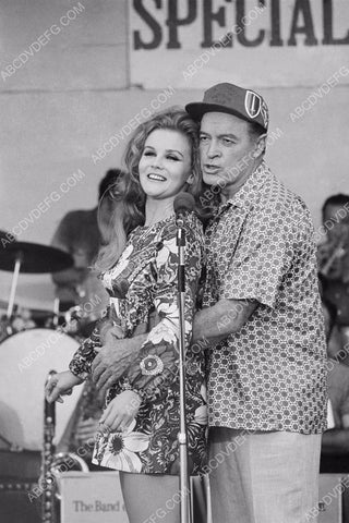 Ann-Margret Bob Hope live on stage for USO Show for servicemen 8b20-13439