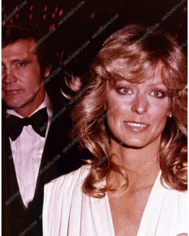 candid Farrah Fawcett Lee Majors attend some event 8b20-13535
