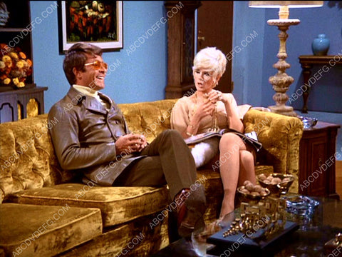 Connie Stevens Bill Bixby TV Love American Style 8b20-13754