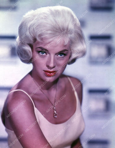 beautiful Diana Dors portrait 8b20-13910