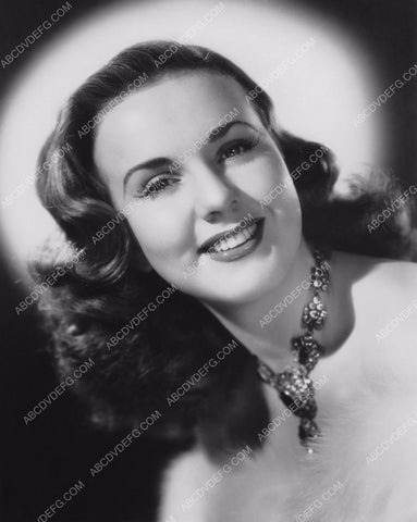 gorgeous Deanna Durbin portrait 8b20-14279