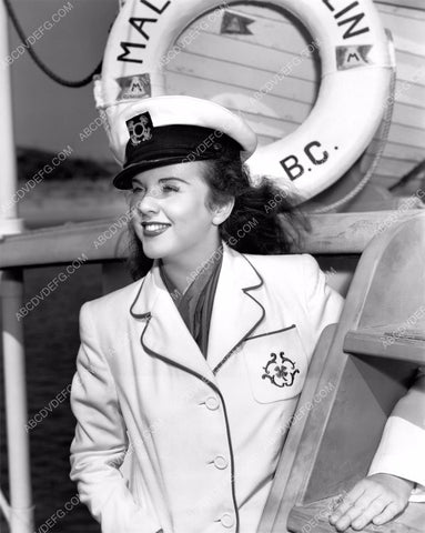 sharped dress Deanna Durbin ready for a boat ride 8b20-14288