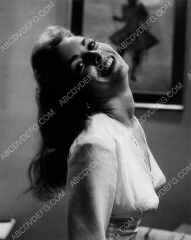 Natalie Wood portrait 8b20-1434