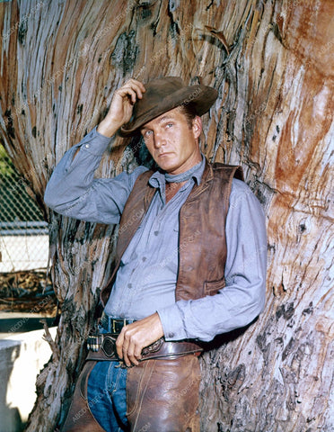 handsome Eric Fleming in western dudds and chaps TV Rawhide 8b20-14516