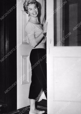 great candid Doris Day pic 8b20-14616
