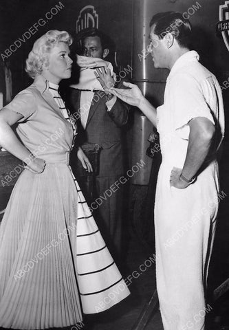 Doris Day on set Warner Brothers Studios 8b20-14657