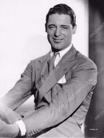 early Cary Grant portrait 8b20-14698