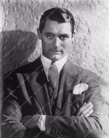 suave Cary Grant portrait 8b20-14716