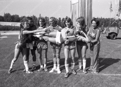 Andy Gibb Richard Dawson Jane Seymour Susan George Marty Feldman event 8b20-14739