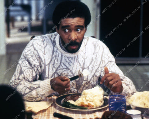 Richard Pryor having steak and potatos film Moving 8b20-14778