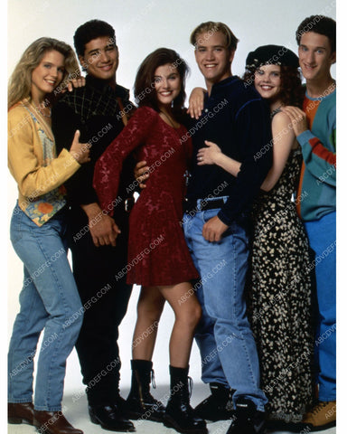 Mario Lopez Kiersten Warren Tiffani Thiessen Saved By the Bell College Years 8b20-14823