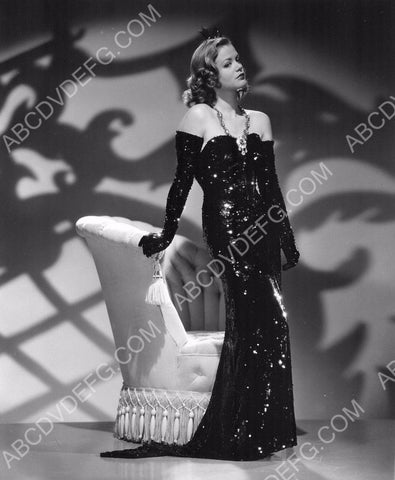 beautiful Simone Simon in her new flashy dress 8b20-14946