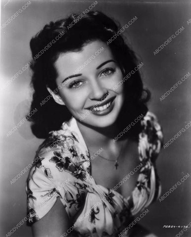 cute Gail Russell portrait 8b20-15062