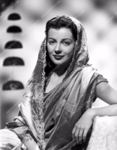 beautiful Gail Russell portrait 8b20-15070