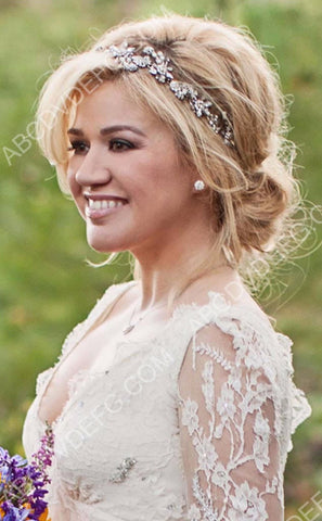 beautiful Kelly Clarkson portrait 8b20-15350