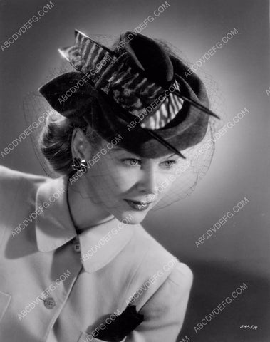 Grace McDonald in smart new fashion 8b20-15638