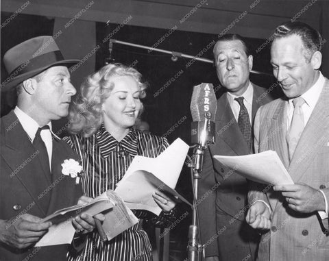 George Jessel Betty Grable Arthur Treacher Bill Goodwin Armed Forces Radio Service 8b20-15866