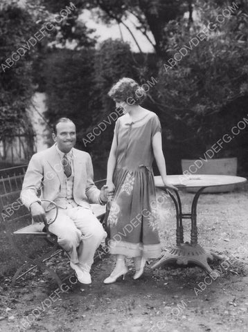 Douglas Fairbanks Sr Mary Pickford in the backyard at Pickfair 8b20-16000
