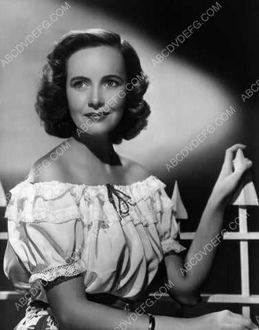 Teresa Wright portrait mystery film Shadow of a Doubt 8b20-1660