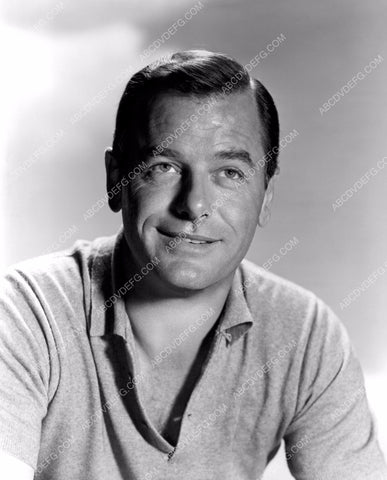 Gig Young portrait 8b20-1675