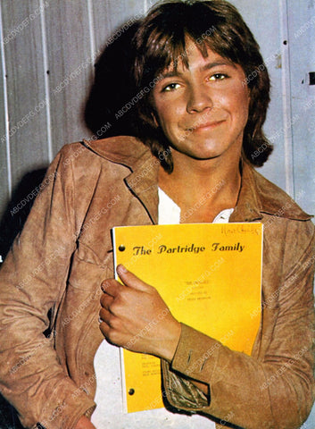 David Cassidy w the latest TV The Partridge Family script 8b20-16860