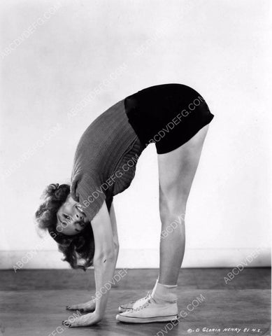 Gloria Jean does stretching and exercises 8b20-16886