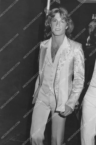 Andy Gibb arrives for some performance 8b20-17034