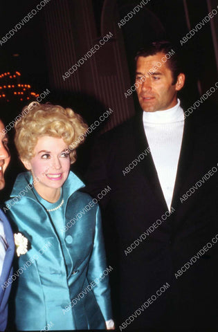 candid Clint Walker at some party 8b20-17227