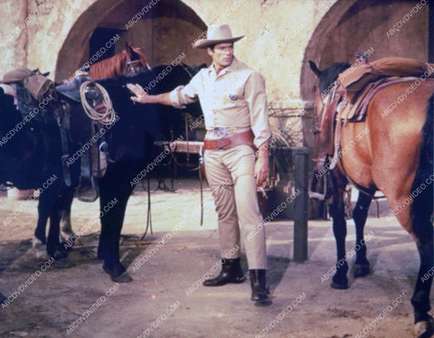 Clint Walker w the horses TV Cheyenne 8b20-17234