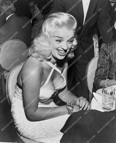 candid Diana Dors w friends out to dinner 8b20-17320