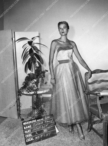 Grace Kelly wardrobe slate portrait 8b20-17600