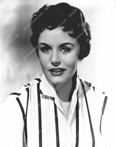 lovely Eunice Gayson portrait 8b20-17681