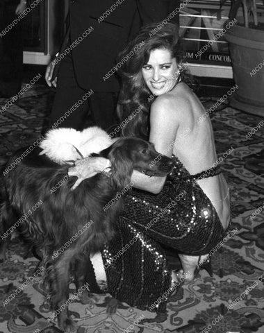 Edy Williams loves her dogs 8b20-17703