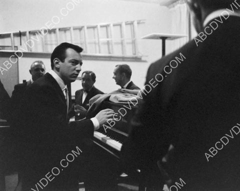 candid Bobby Darin at the piano 8b20-17841